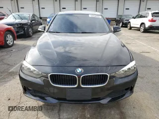 2014 BMW 3 Series 320i xDrive с VIN WBA3C3C52EF986811, выставлен на аукционе Copart как лот 53468485 с пробегом 108 210 миль миль и Списание • Salvage title. История ставок и продаж доступна на DreamBid. Изображение 5.