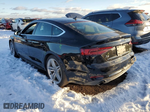 2018 Audi A5 Sportback Prestige z VIN WAUFNCF55JA047761, wystawiony jako Copart lot #85210464 z przebiegiem Nie podano mil oraz Szkoda całkowita • Salvage title. Historia ofert i sprzedaży dostępna na DreamBid. Obrazek 2.