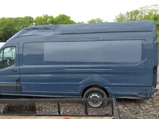 2019 Ford Transit with VIN 1FTYR3XM5KKB49658, listed as a IAAI auction lot 42262878 with 74,645 mi miles and . Bid and sale history available at DreamBid. Image 15.