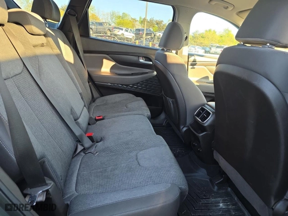 2019 Hyundai Santa Fe SE with VIN 5NMS23AD5KH029924, listed as a Copart auction lot 53924895 with 172,837 mi miles and Clean Title. Bid and sale history available at carsss.com. Image 6.