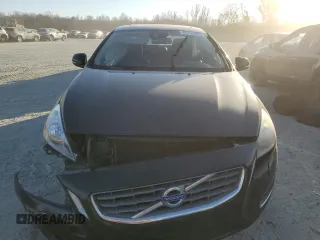 2013 Volvo S60 T5 with VIN YV1612FH3D2176304, listed as a Copart auction lot 46753425 with 117,978 mi miles and Salvage Title. Bid and sale history available at carsss.com. Image 5.