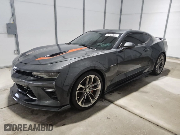 2017 Chevrolet Camaro 2SS with VIN 1G1FG1R77H0147500, listed as a Copart auction lot 59810715 with 68,712 mi miles and Clean title. Bid and sale history available at DreamBid. Image 1.
