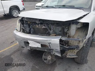 2005 Nissan Titan SE with VIN 1N6AA07B85N572434, listed as a IAAI auction lot 41526698 with 201,138 mi miles. Bid and sale history available at carsss.com. Image 6.