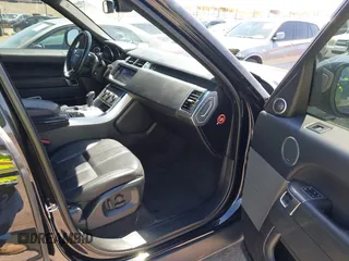 2016 Land Rover Range Rover Sport V6 SE with VIN SALWG2PF8GA115115, listed as a IAAI auction lot 42049930 with 76,611 mi miles. Bid and sale history available at carsss.com. Image 5.