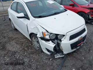 2015 Chevrolet Sonic LT with VIN 1G1JC5SH2F4105547, listed as a IAAI auction lot 42147287 with 59,073 mi miles and . Bid and sale history available at DreamBid. Image 6.