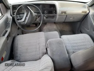 1994 Ford Explorer Eddie Bauer z VIN 1FMDU34X1RUA09337, wystawiony jako Copart lot #87915175 z przebiegiem 77 989 mil mil oraz Szkoda całkowita • Salvage title. Historia ofert i sprzedaży dostępna na DreamBid. Obrazek 8.