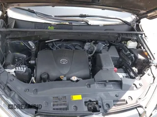 2018 Toyota Highlander SE with VIN 5TDJZRFH6JS496061, listed as a IAAI auction lot 42438105 with 76,637 mi miles and . Bid and sale history available at DreamBid. Image 10.