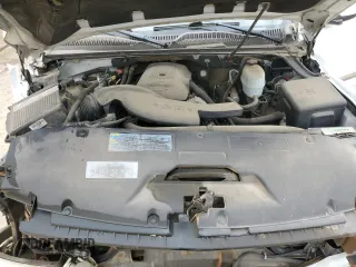 2005 GMC Yukon SLT with VIN 1GKEC13Z45J204402, listed as a Copart auction lot 51697595 with 242,881 mi miles and Salvage Title. Bid and sale history available at carsss.com. Image 12.