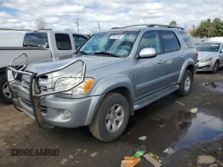 2005 Toyota Sequoia SR5 with VIN 5TDBT44A95S250027, listed as a Copart auction lot 49912855 with 268,089 mi miles and Clean Title. Bid and sale history available at DreamBid. Image 1.