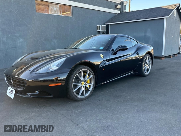 2012 Ferrari California с VIN ZFF65TJA1C0186660, выставлен на аукционе Copart как лот 79966064 с пробегом 18 917 миль миль и Списание • Salvage title. История ставок и продаж доступна на DreamBid. Изображение 2.