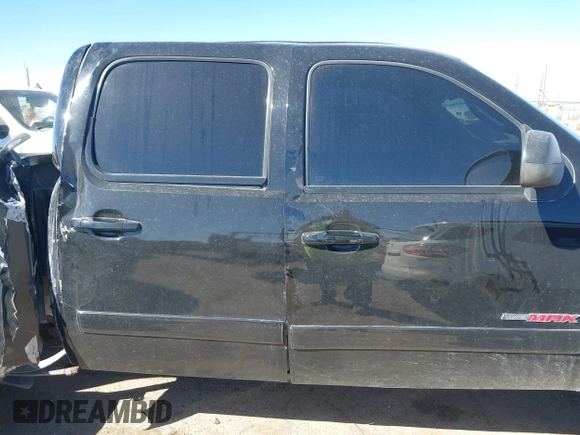 2008 Chevrolet Silverado 1500 LTZ with VIN 2GCEK13Y081241547, listed as a IAAI auction lot 41724991 with 224,143 mi miles. Bid and sale history available at carsss.com. Image 12.