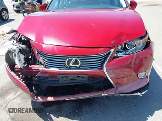 2013 Lexus ES 250 z VIN JTHBK1GG5D2001438, wystawiony jako IAAI lot #42390794 z przebiegiem 191 351 mil mil oraz . Historia ofert i sprzedaży dostępna na DreamBid. Obrazek 6.