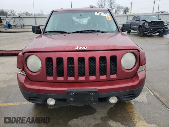 2014 Jeep Patriot Latitude with VIN 1C4NJPFA8ED818233, listed as a Copart auction lot 43947895 with 142,474 mi miles and Salvage Title. Bid and sale history available at carsss.com. Image 5.