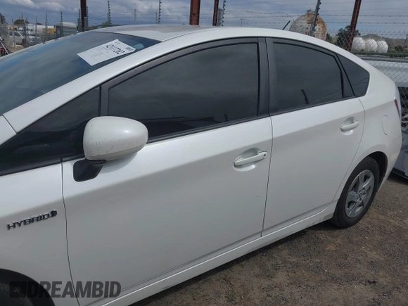 2011 Toyota Prius I with VIN JTDKN3DU8B5361409, listed as a IAAI auction lot 42117202 with 152,129 mi miles. Bid and sale history available at carsss.com. Image 15.