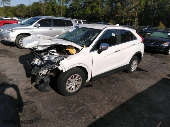 2018 Mitsubishi Eclipse Cross ES with VIN JA4AS3AA9JZ066738, listed as a IAAI auction lot 32660621 with 1 mi miles. Bid and sale history available at carsss.com. Image 2.