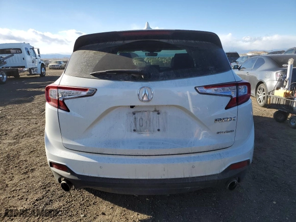 2019 Acura RDX w/Advance Pkg with VIN 5J8TC2H76KL017955, listed as a Copart auction lot 86873194 with 32,137 mi miles and Salvage Title. Bid and sale history available at carsss.com. Image 6.