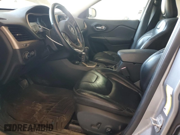 2017 Jeep Cherokee Limited with VIN 1C4PJMDB4HW543326, listed as a Copart auction lot 46492365 with 121,668 mi miles and Salvage title. Bid and sale history available at DreamBid. Image 7.