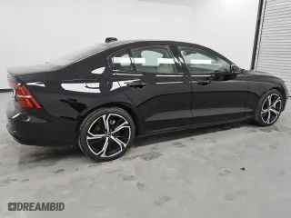 2024 Volvo S60 Plus Dark Theme with VIN 7JRL12TL6RG300000, listed as a Copart auction lot 86199814 with 11,286 mi miles and Clean Title. Bid and sale history available at carsss.com. Image 3.