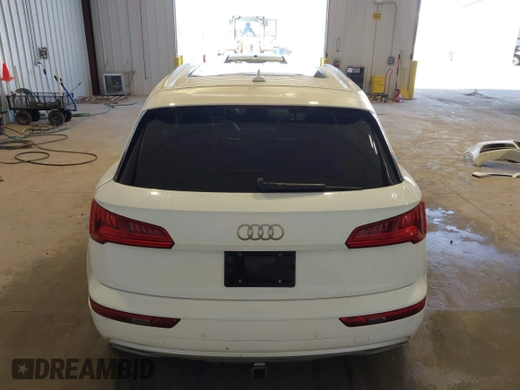 2018 Audi Q5 Premium Plus with VIN WA1BNAFY4J2198014, listed as a IAAI auction lot 41888388 with 141,924 mi miles. Bid and sale history available at carsss.com. Image 17.