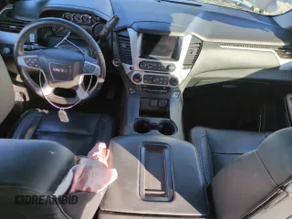 2018 GMC Yukon XL SLT with VIN 1GKS2GKC1JR105652, listed as a Copart auction lot 81405944 with 134,747 mi miles and Salvage Title. Bid and sale history available at carsss.com. Image 8.