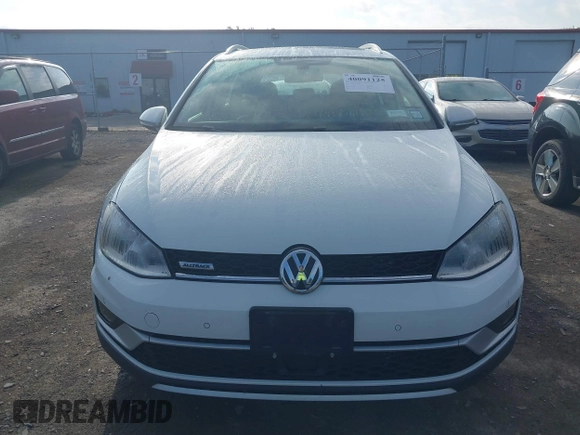 2017 Volkswagen Golf S с VIN 3VWH17AU9HM533688, выставлен на аукционе IAAI как лот 40091125 с пробегом 82 578 миль миль и . История ставок и продаж доступна на DreamBid. Изображение 12.
