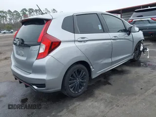 2018 Honda Fit Sport with VIN 3HGGK5H62JM702562, listed as a IAAI auction lot 41556944 with 137,416 mi miles. Bid and sale history available at carsss.com. Image 4.