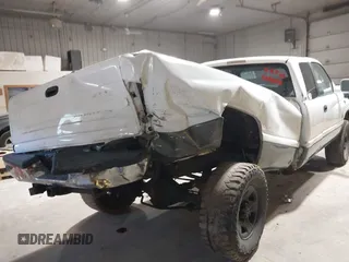 2001 Dodge 2500 with VIN 1B7KF23701J537958, listed as a IAAI auction lot 40478428 with 227,209 mi miles and . Bid and sale history available at DreamBid. Image 6.