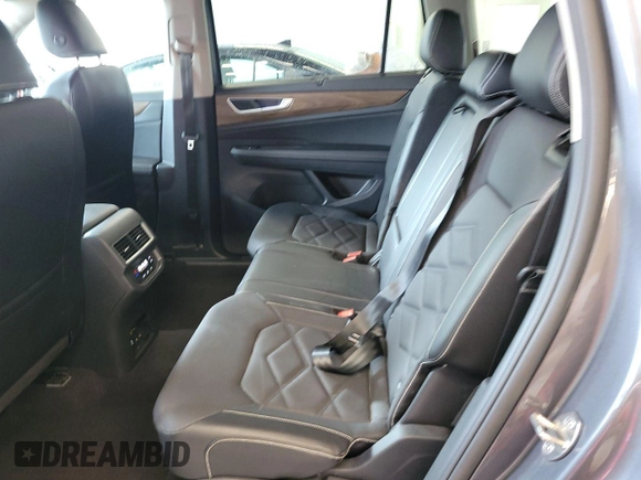 2024 Volkswagen Atlas SE with VIN 1V2HR2CA4RC557741, listed as a IAAI auction lot 42791846 with 20,380 mi miles and . Bid and sale history available at DreamBid. Image 10.