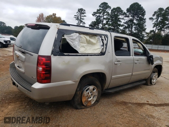 2008 Chevrolet Suburban 3LT z VIN 3GNFC160X8G198938, wystawiony jako Copart lot #83421604 z przebiegiem Nie podano mil oraz Szkoda całkowita • Salvage title. Historia ofert i sprzedaży dostępna na DreamBid. Obrazek 3.