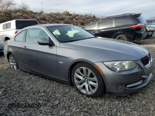 2013 BMW 3 Series 328i z VIN WBAKE5C59DJ106927, wystawiony jako Copart lot #87080214 z przebiegiem 66 839 mil mil oraz Szkoda całkowita • Salvage title. Historia ofert i sprzedaży dostępna na DreamBid. Obrazek 4.