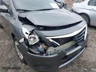 2019 Nissan Versa Sedan SV with VIN 3N1CN7AP4KL831867, listed as a IAAI auction lot 41807271 with 125,421 mi miles. Bid and sale history available at carsss.com. Image 6.