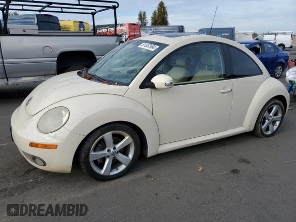 2006 Volkswagen Beetle with VIN 3VWSG31C86M413513, listed as a Copart auction lot 81557984 with 122,632 mi miles and Clean Title. Bid and sale history available at DreamBid. Image 1.