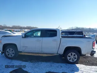 2019 GMC Canyon 4WD SLE with VIN 1GTG6CEN1K1301425, listed as a IAAI auction lot 41358278 with 105,106 mi miles. Bid and sale history available at carsss.com. Image 14.