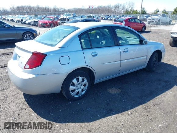 2005 Saturn ION ION 2 z VIN 1G8AJ52F35Z157406, wystawiony jako IAAI lot #41864087 z przebiegiem 138 001 mil mil oraz . Historia ofert i sprzedaży dostępna na DreamBid. Obrazek 4.