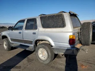 1990 Toyota 4Runner SR5 with VIN JT3VN39W3L0017030, listed as a Copart auction lot 87504065 with 2,422,739 mi miles and Clean Title. Bid and sale history available at carsss.com. Image 2.