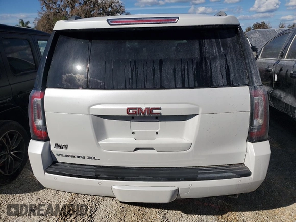 2020 GMC Yukon XL SLT with VIN 1GKS1GKC0LR160258, listed as a Copart auction lot 76796114 with 0 mi miles and Salvage Title. Bid and sale history available at carsss.com. Image 6.