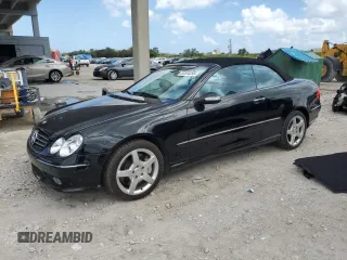 2005 Mercedes-Benz CLK-Class 5.0L with VIN WDBTK75G45T035778, listed as a Copart auction lot 51510295 with 44,100 mi miles and Salvage Title. Bid and sale history available at carsss.com. Image 1.