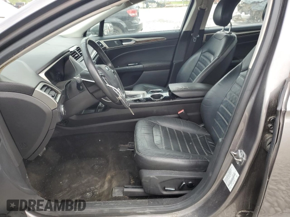 2013 Ford Fusion SE with VIN 3FA6P0HR5DR205592, listed as a Copart auction lot 53911155 with 186,614 mi miles and Clean Title. Bid and sale history available at carsss.com. Image 7.
