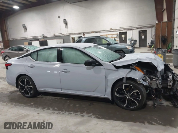 2025 Nissan Altima SR with VIN 1N4BL4CV8SN336988, listed as a IAAI auction lot 41807447 with 5,263 mi miles and . Bid and sale history available at DreamBid. Image 12.