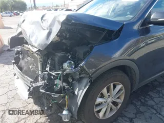 2017 Kia Sorento LX V6 with VIN 5XYPG4A52HG228342, listed as a IAAI auction lot 41430702 with 135,131 mi miles. Bid and sale history available at carsss.com. Image 6.