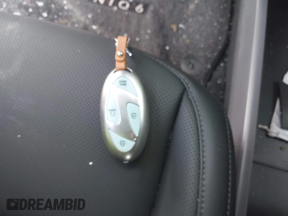 2024 Hyundai Ioniq 6 SEL z VIN KMHM34AC0RA076572, wystawiony jako IAAI lot #42188178 z przebiegiem 1 828 mil mil oraz . Historia ofert i sprzedaży dostępna na DreamBid. Obrazek 11.