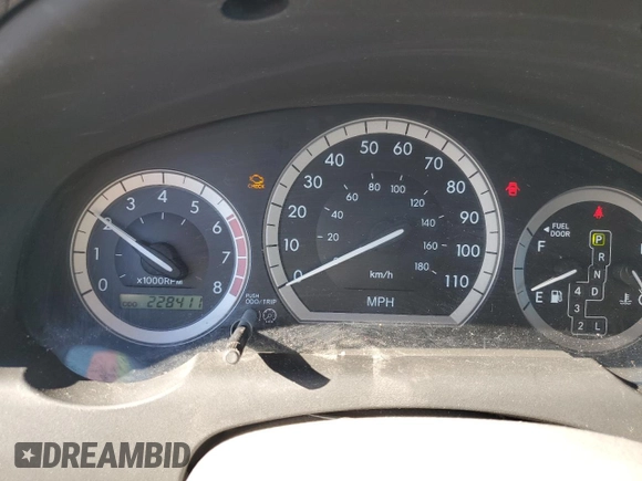 2004 Toyota Sienna CE with VIN 5TDZA23C44S067354, listed as a Copart auction lot 88336205 with 228,411 mi miles and Non Repairable. Bid and sale history available at carsss.com. Image 9.