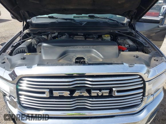 2019 Ram 2500 Laramie with VIN 3C6UR5FL2KG630341, listed as a IAAI auction lot 41742788 with 95,292 mi miles and . Bid and sale history available at DreamBid. Image 10.
