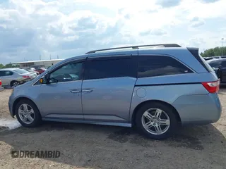 2011 Honda Odyssey Touring с VIN 5FNRL5H92BB033245, выставлен на аукционе IAAI как лот 42226287 с пробегом 184 910 миль миль и . История ставок и продаж доступна на DreamBid. Изображение 15.