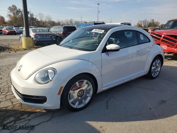 2013 Volkswagen Beetle Coupe 2.5L with VIN 3VWJX7ATXDM674349, listed as a Copart auction lot 78639384 with 112,596 mi miles and Salvage Title. Bid and sale history available at carsss.com. Image 1.