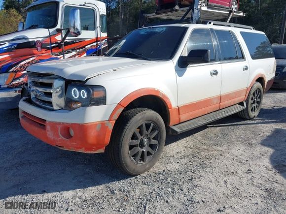 2011 Ford Expedition EL XLT with VIN 1FMJK1H55BEF02119, listed as a IAAI auction lot 41233001 with 267,899 mi miles. Bid and sale history available at carsss.com. Image 19.
