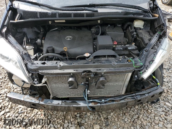 2019 Toyota Sienna XLE z VIN 5TDDZ3DC1KS221250, wystawiony jako Copart lot #59882545 z przebiegiem 85 299 mil mil oraz Szkoda całkowita • Salvage title. Historia ofert i sprzedaży dostępna na DreamBid. Obrazek 12.