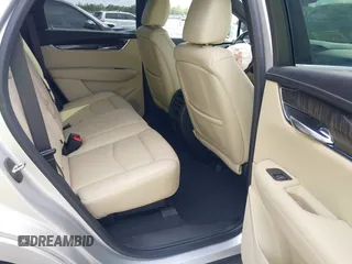 2019 Cadillac XT5 FWD z VIN 1GYKNARSXKZ242727, wystawiony jako IAAI lot #41669220 z przebiegiem 62 812 mil mil oraz . Historia ofert i sprzedaży dostępna na DreamBid. Obrazek 8.