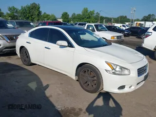 2011 Nissan Maxima SV with VIN 1N4AA5AP2BC828777, listed as a IAAI auction lot 42636479 with 169,403 mi miles and . Bid and sale history available at DreamBid. Image 1.