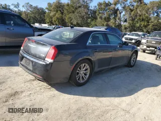 2017 Chrysler 300 Limited z VIN 2C3CCAAG3HH516550, wystawiony jako Copart lot #43206065 z przebiegiem 235 350 mil mil oraz Szkoda całkowita • Salvage title. Historia ofert i sprzedaży dostępna na DreamBid. Obrazek 3.
